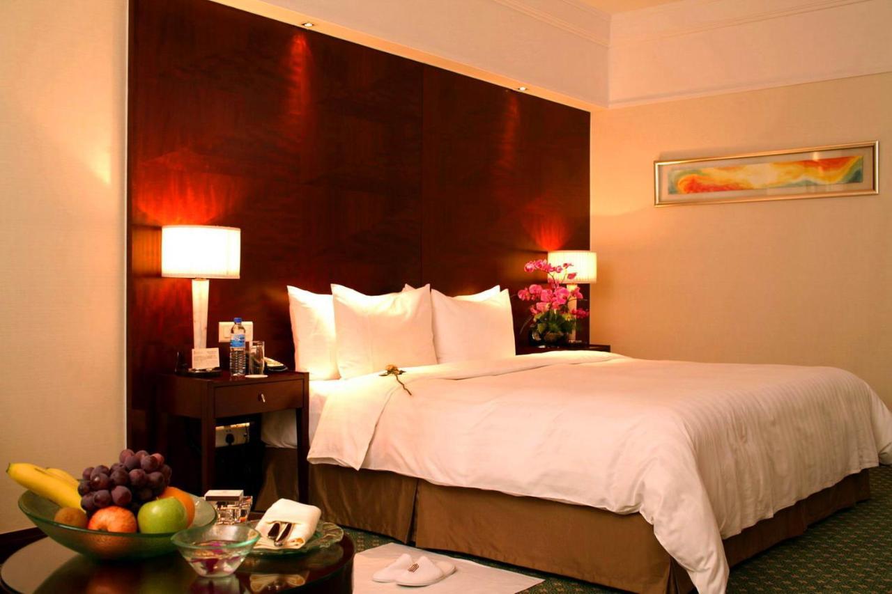 Sheraton Ningbo Hotel - Tianyi Square Buitenkant foto